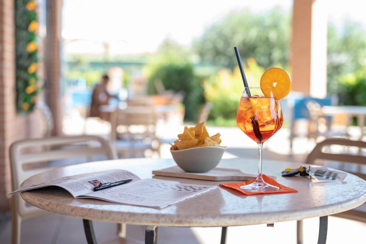 Villaggio Il Girasole 3*